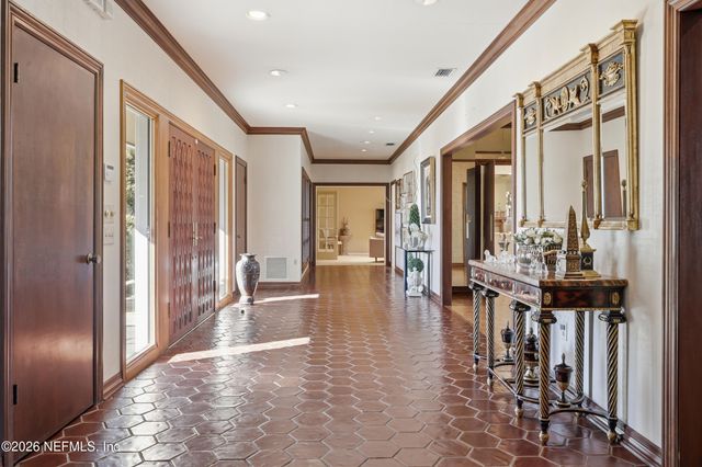 10799 CROSSWICKS Road, Jacksonville, FL 32256