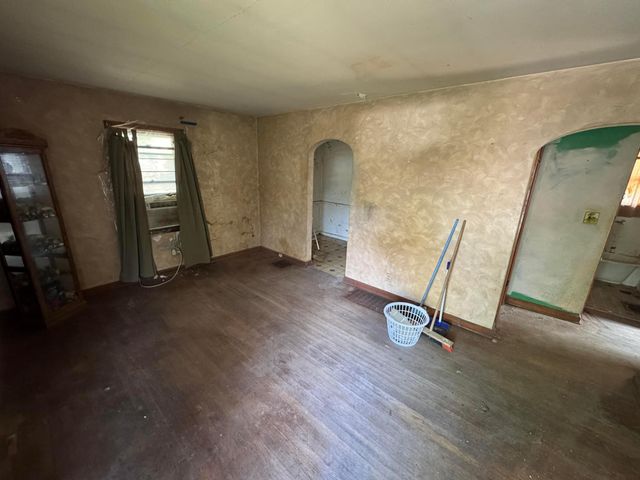 794 S Chesterfield Road, Columbus, OH 43209