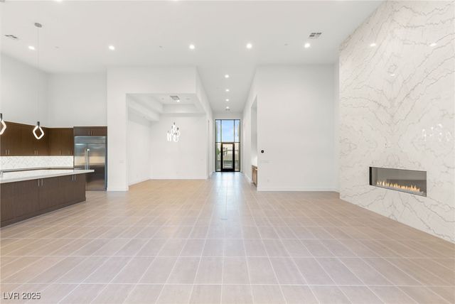 10793 Vista Altura Avenue, Las Vegas, NV 89135