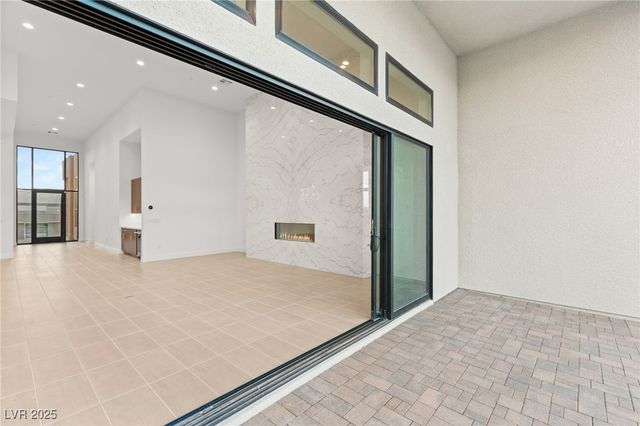 10793 Vista Altura Avenue, Las Vegas, NV 89135