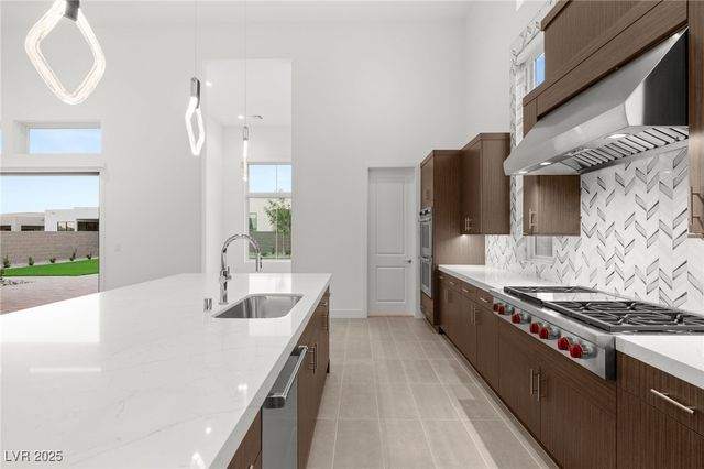 10793 Vista Altura Avenue, Las Vegas, NV 89135