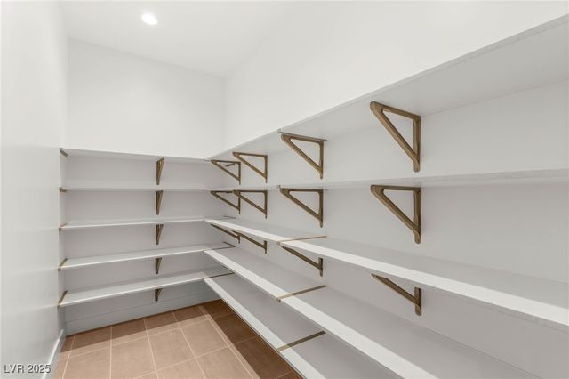 10793 Vista Altura Avenue, Las Vegas, NV 89135