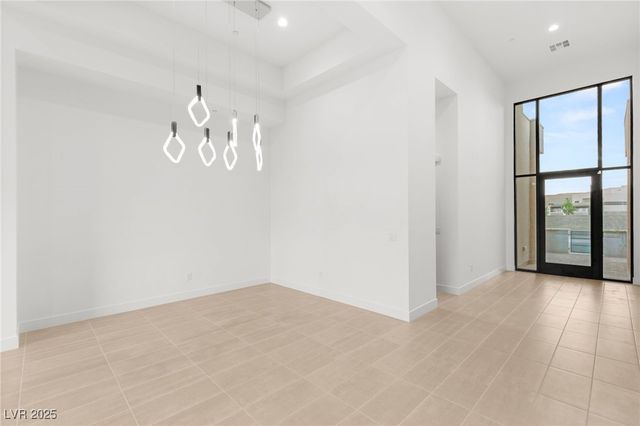 10793 Vista Altura Avenue, Las Vegas, NV 89135