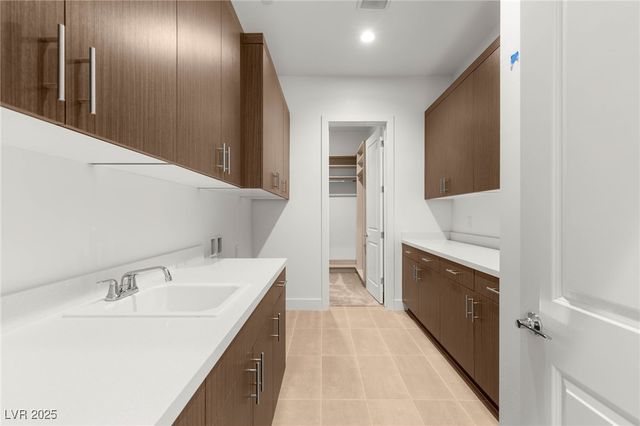 10793 Vista Altura Avenue, Las Vegas, NV 89135