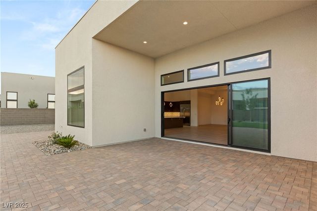 10793 Vista Altura Avenue, Las Vegas, NV 89135