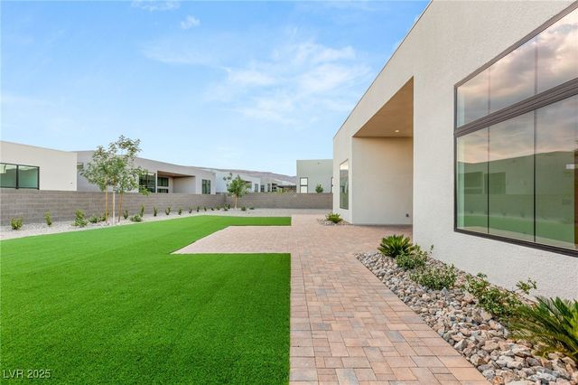 10793 Vista Altura Avenue, Las Vegas, NV 89135