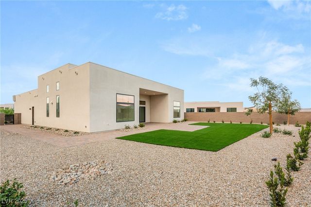 10793 Vista Altura Avenue, Las Vegas, NV 89135