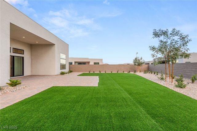 10793 Vista Altura Avenue, Las Vegas, NV 89135