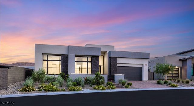 10793 Vista Altura Avenue, Las Vegas, NV 89135