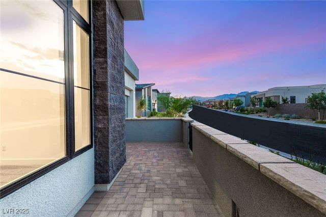 10793 Vista Altura Avenue, Las Vegas, NV 89135