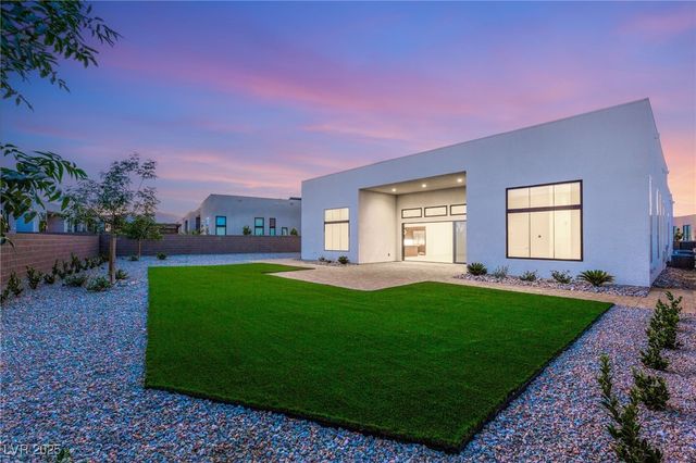 10793 Vista Altura Avenue, Las Vegas, NV 89135