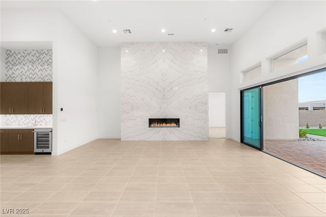 10793 Vista Altura Avenue, Las Vegas, NV 89135