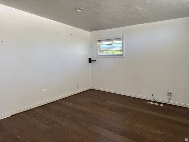 6021 S 2100 W, Roy, UT 84067