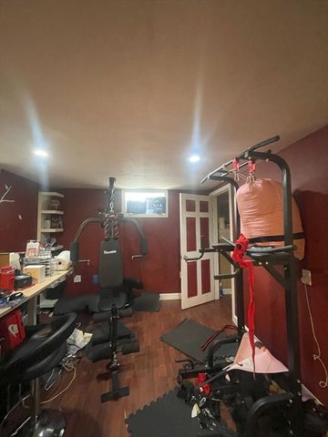 19 Nixon St, Boston, MA 02124