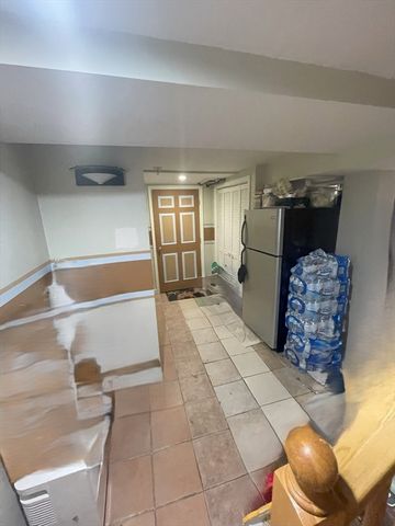 19 Nixon St, Boston, MA 02124