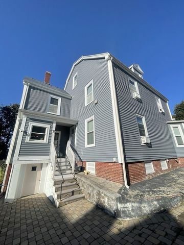 19 Nixon St, Boston, MA 02124