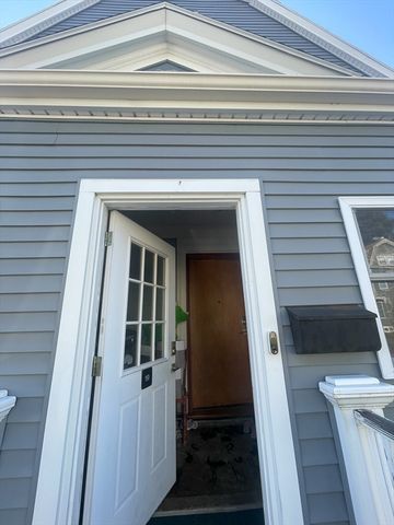 19 Nixon St, Boston, MA 02124