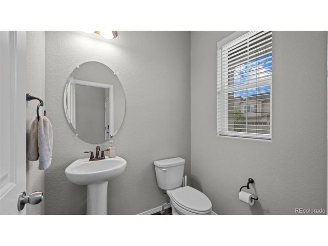 3786 Vineyard Cir, Colorado Springs, CO 80922