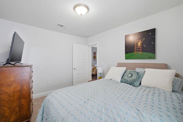 142 Ridgeway Circle, Crestview, FL 32536