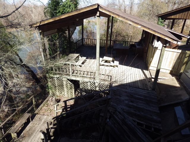 17 Lake Drive, Huntsville, TX 77320