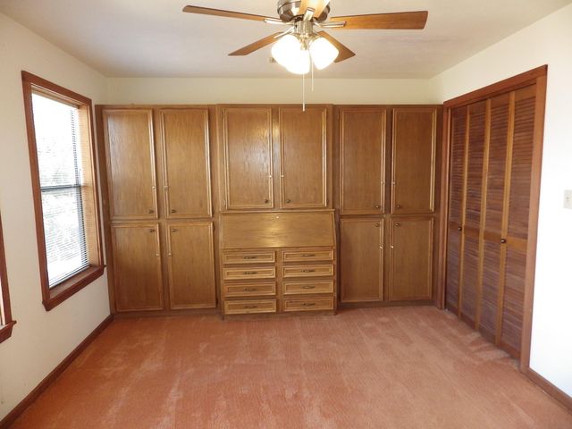 17 Lake Drive, Huntsville, TX 77320