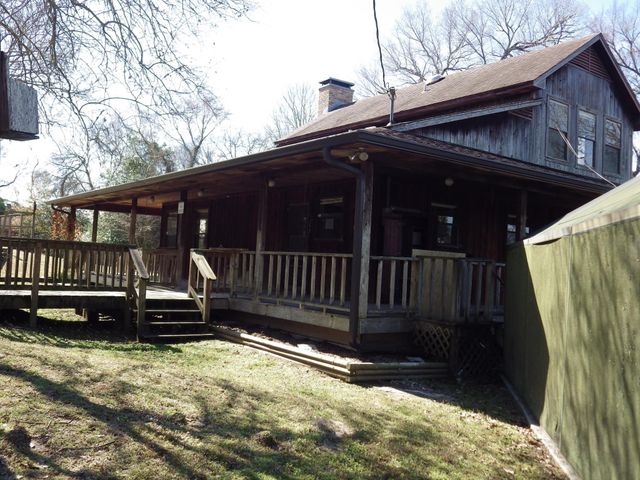 17 Lake Drive, Huntsville, TX 77320