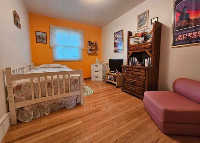 417 Laurel Drive, Michigan City, IN 46360