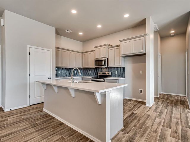 1987 Preakness Path, Blanchard, OK 73010