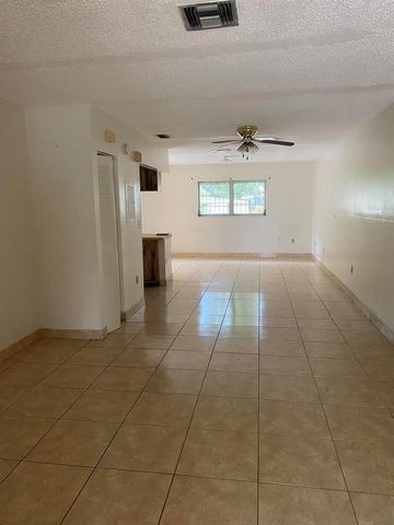 1050 NW 100th Street, Miami, FL 33150