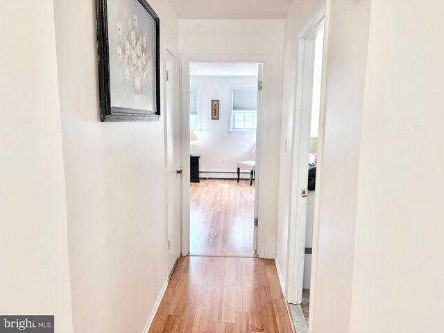 104 NAUTILUS DR, Manahawkin, NJ 08050