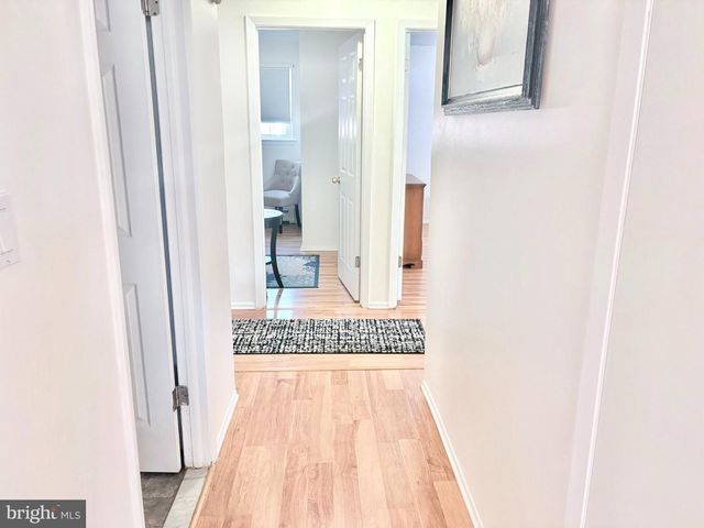 104 NAUTILUS DR, Manahawkin, NJ 08050