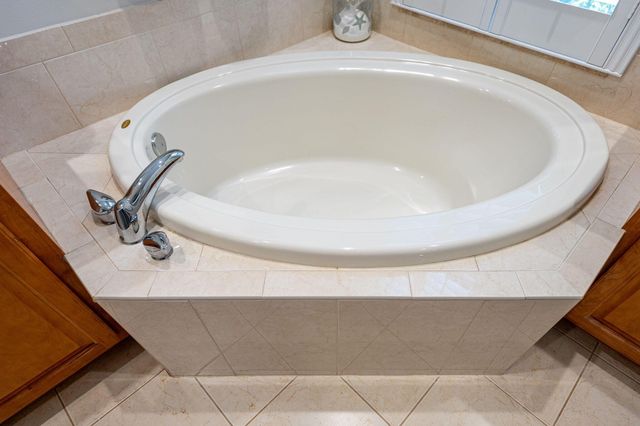 7233 Maidstone Drive, Port St Lucie, FL 34986