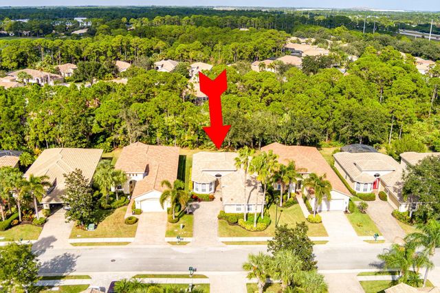 7233 Maidstone Drive, Port St Lucie, FL 34986