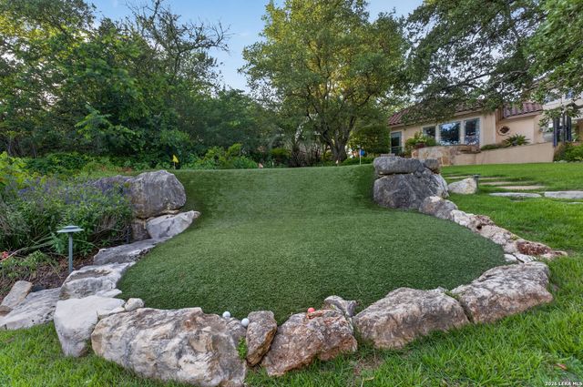 14 Champions Way, San Antonio, TX 78258