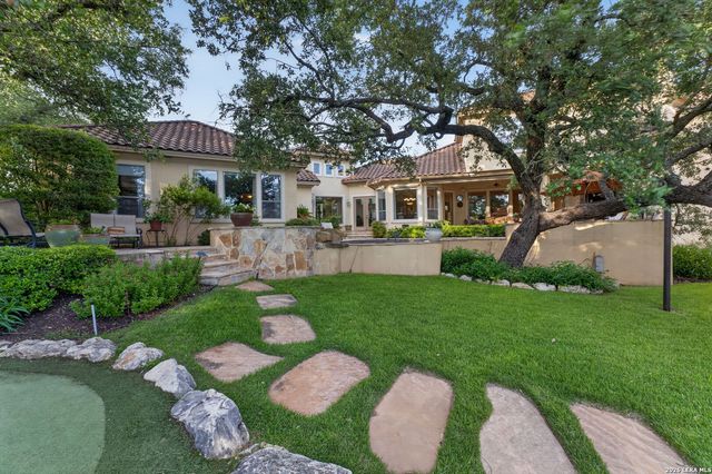 14 Champions Way, San Antonio, TX 78258
