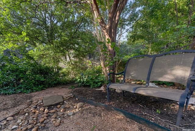 14 Champions Way, San Antonio, TX 78258