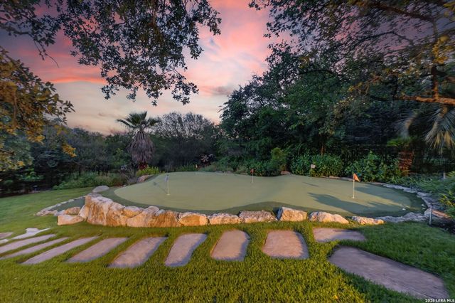 14 Champions Way, San Antonio, TX 78258