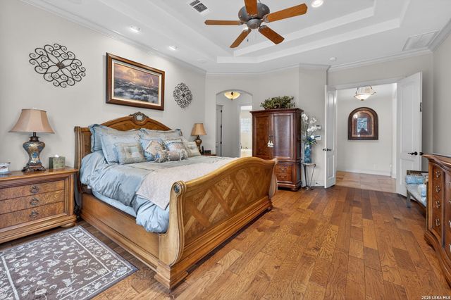 14 Champions Way, San Antonio, TX 78258