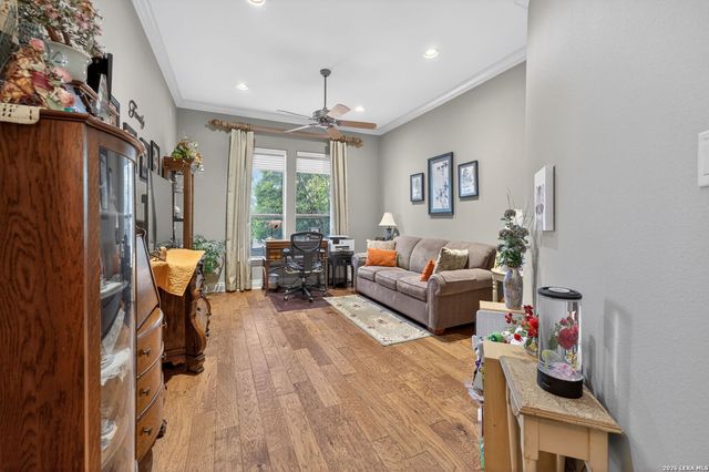 14 Champions Way, San Antonio, TX 78258