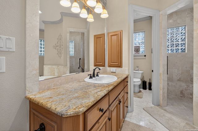 14 Champions Way, San Antonio, TX 78258