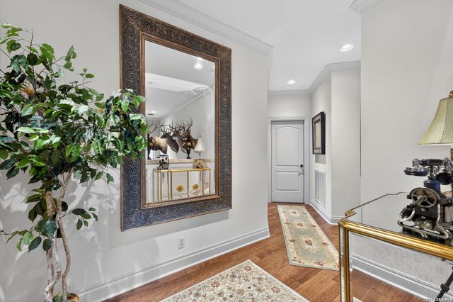 14 Champions Way, San Antonio, TX 78258