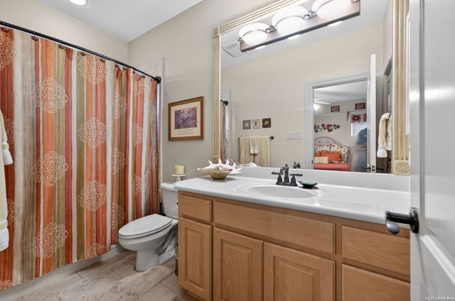 14 Champions Way, San Antonio, TX 78258
