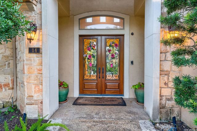 14 Champions Way, San Antonio, TX 78258