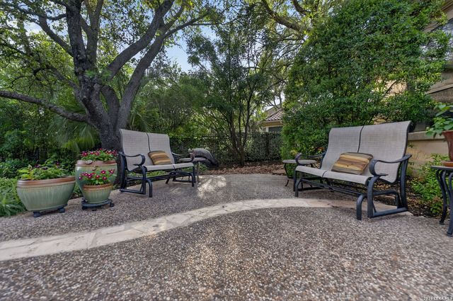 14 Champions Way, San Antonio, TX 78258