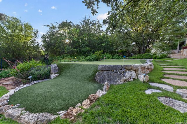 14 Champions Way, San Antonio, TX 78258