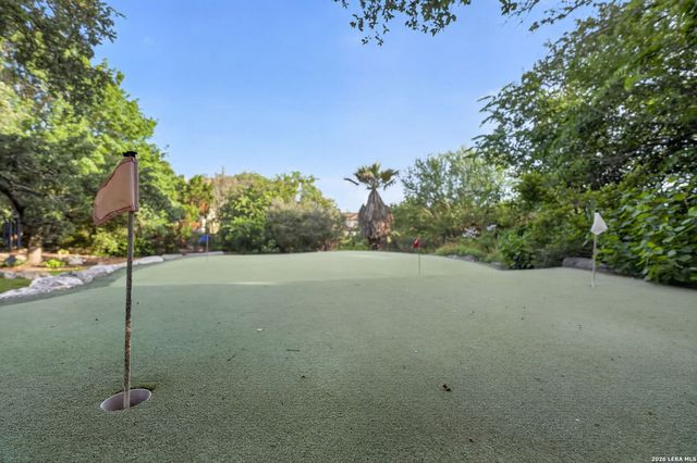 14 Champions Way, San Antonio, TX 78258