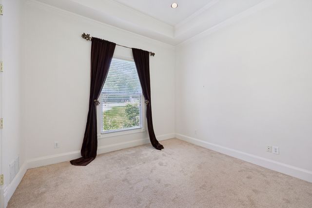 6065 Dilbeck Lane, Dallas, TX 75240