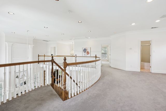 6065 Dilbeck Lane, Dallas, TX 75240