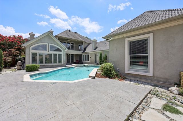 6065 Dilbeck Lane, Dallas, TX 75240