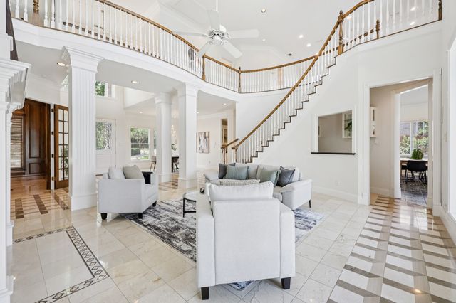 6065 Dilbeck Lane, Dallas, TX 75240